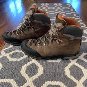 Men’s Scarpa hiking boots